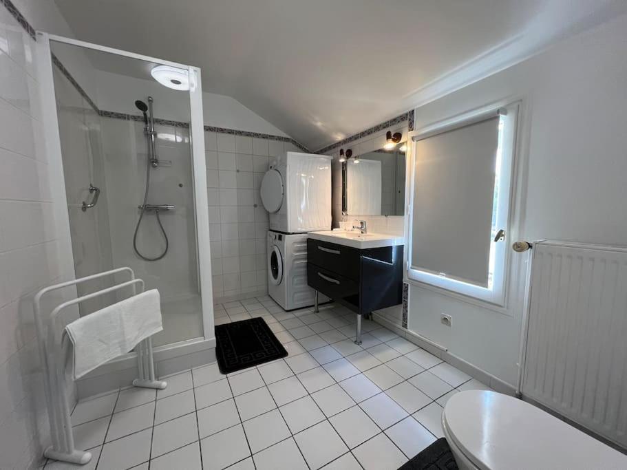 Kings Villa Near Disneyland Reserved Only For Family With Kids Saint-Germain-sur-Morin Exterior photo